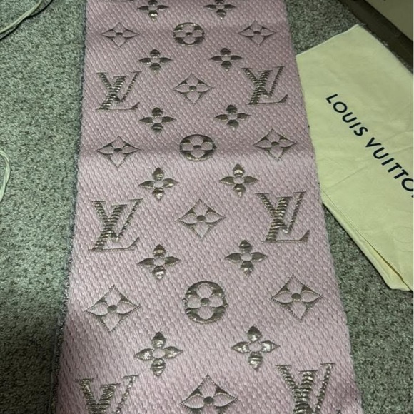 Louis Vuitton Light Pink Scarf with Iconic Patterns - Picture 3 of 6